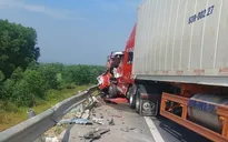 Tai nạn liên hoàn trên cao tốc Cam Lộ - La Sơn, 3 người thương vong