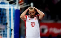 Bayern Munich thất bại trước Bochum, bị Leverkusen bỏ xa 8 điểm