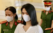 Người mẫu Ngọc Trinh bị phạt 1 năm tù nhưng cho hưởng án treo