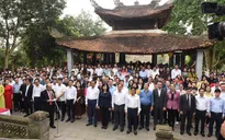 Sôi nổi giải đua thuyền, chạy việt dã tại Lễ hội Hải Thượng Lãn Ông 2024