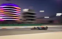 F1 | Red Bull áp đảo ngày chạy thử đầu tiên tại Bahrain