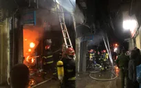 Cháy nhà trong đêm ở Hai Bà Trưng (Hà Nội), 3 người được cứu thoát