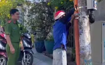 Đi dán quảng cáo trái phép, bị công an phát hiện dương tính với ma túy