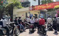 TP Hồ Chí Minh: Người dân vẫn phải đợi hàng giờ để xin cấp lý lịch tư pháp