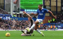 Tottenham đánh rơi chiến thắng trước Everton