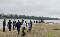 Đã tìm thấy thi thể của một trong hai cháu bé mất tích trên sông Lam