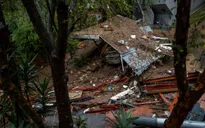 Bão "sông khí quyển" nhấn chìm California, đe dọa gây thêm lũ lụt, lở đất