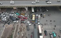 Giao thông hỗn loạn tại cửa ngõ phía Nam trong ngày làm việc cuối cùng trước Tết