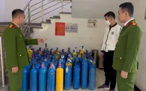 Phát hiện kho khí cười trong bãi giữ xe, nhận ship tận nhà dân chơi