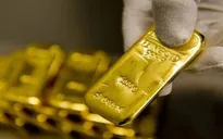 Giá vàng thế giới áp sát mức cao kỷ lục