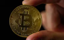 Bitcoin gần ngưỡng 74.000 USD