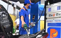 Giá xăng tăng mạnh