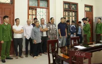 Đột kích sới bạc trong rừng, 11 đối tượng “con bạc” sa lưới