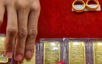 Giá vàng ngày 26/3: Vàng SJC, vàng nhẫn vẫn neo cao