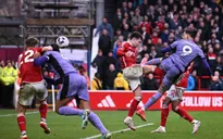 Ngoại hạng Anh | Liverpool thắng nghẹt thở, Aston Villa nỗ lực đua top 4