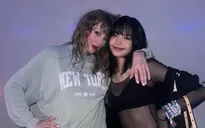 Lisa (BLACKPINK) chụp ảnh cùng Taylor Swift hậu concert “Eras Tour”