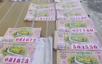 Làm giả vé số trúng thưởng lừa người bán dạo
