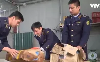 Hà Nội: Tạm giữ 2,4 tấn kê gà tây nhập lậu