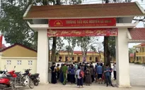 Thanh Hóa: Tạm dừng sáp nhập hai trường tiểu học khi hàng trăm phụ huynh phản đối