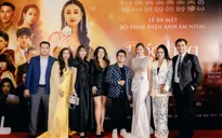 Dàn ngôi sao đổ bộ buổi công chiếu Đóa hoa mong manh