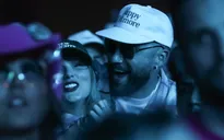 Loạt sao Hollywood thả dáng tại Coachella 2024