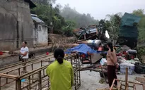 Mưa đá, dông lốc làm tốc mái hàng trăm căn nhà, hoa màu hư hại