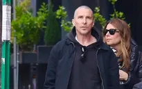 Christian Bale cạo đầu cho phim mới