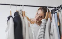 Mặc gì để hướng tới lối sống bền vững?