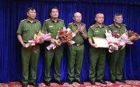 Khen thưởng ban chuyên án truy bắt nhanh đối tượng giết người, cướp tài sản