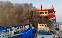 Cháy phà ở miền Nam Thái Lan, hơn 100 người thoát nạn