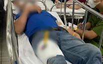 Lấy tiền của vợ đi trả nợ rồi tự đâm dao vào đùi, dàn cảnh bị cướp