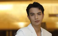 Việt Hoàng: "Những nẻo đường gần xa là bước tiến mới của sự nghiệp"