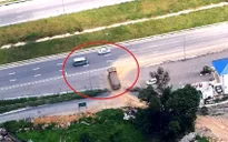 Công an xác minh xe phá rào trên cao tốc Mai Sơn - Quốc lộ 45