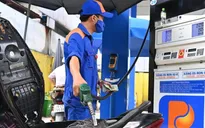 Giá xăng tiếp tục giảm