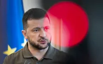 Ông Volodymyr Zelensky tiếp tục điều hành đất nước dù hết nhiệm kỳ Tổng thống