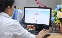 Miễn lệ phí thủ tục hành chính để khuyến khích giao dịch trực tuyến