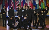Nhóm Seventeen chung tay mở trường học ở Đông Timor