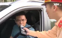 Xử lý vi phạm nồng độ cồn làm thay đổi ý thức người tham gia giao thông