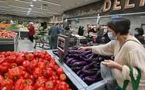 Người dân Mỹ thay đổi thói quen tiêu dùng