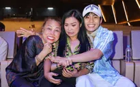 Phương Thanh thân thiết bên dàn ca sĩ nổi tiếng trong buổi duyệt concert