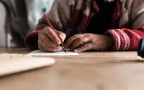 Rèn luyện thư pháp giúp làm chậm chứng mất trí nhớ