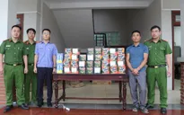 Bắt đối tượng buôn bán 100kg pháo nổ