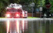 Lũ lụt nghiêm trọng "tấn công" bang Texas, Mỹ