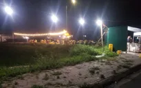 Cần xử lý dứt điểm tình trạng họp "chợ cóc" gây ô nhiễm, mất ATGT