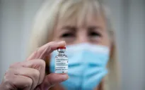 AstraZeneca thu hồi vaccine COVID-19 trên toàn thế giới