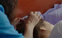 Mình yêu nhau, bình yên thôi - Tập 49: Lan được mẹ chăm sóc tận răng