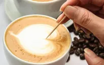 Cà phê có thể cải thiện giấc ngủ cho phụ nữ lớn tuổi