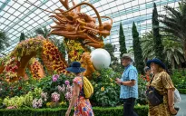 Toà nhà xanh hút khách tại Singapore