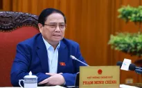 Thủ tướng: Tránh tăng giá xăng, giá điện cùng lúc