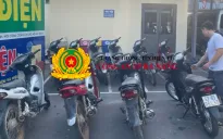 Triệt phá băng nhóm thực hiện 22 vụ trộm cắp xe máy mang sang Lào tiêu thụ